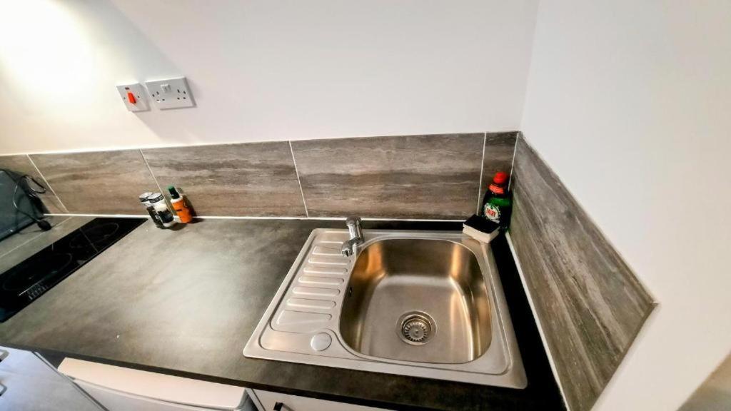 Premier Nottingham Studios - Burford Road Εξωτερικό φωτογραφία
